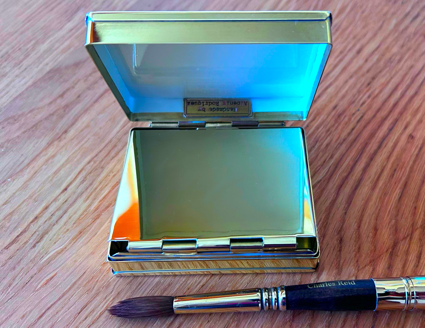 Sketcher brass Paint box
