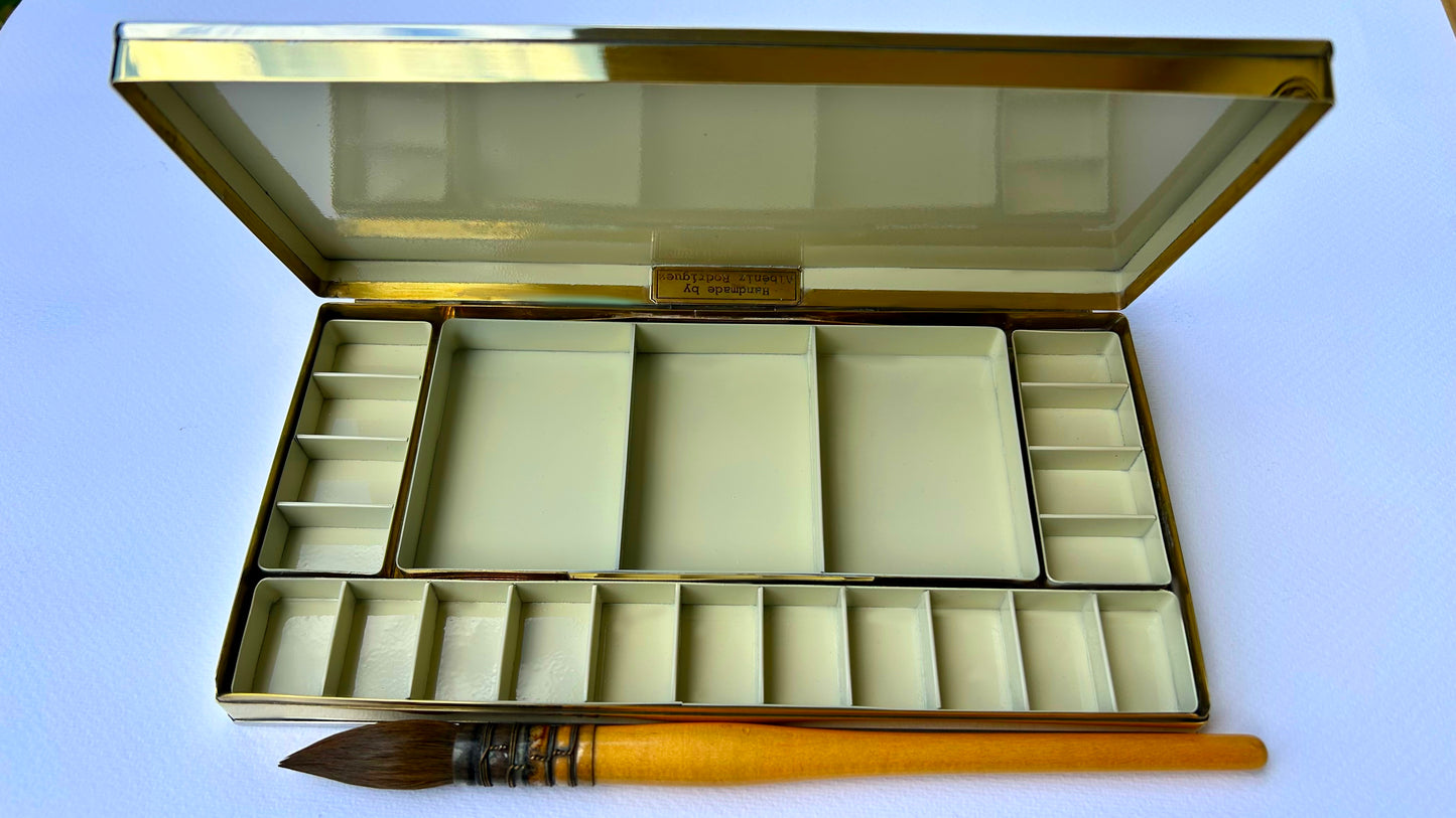 Large Studio Brass Palette