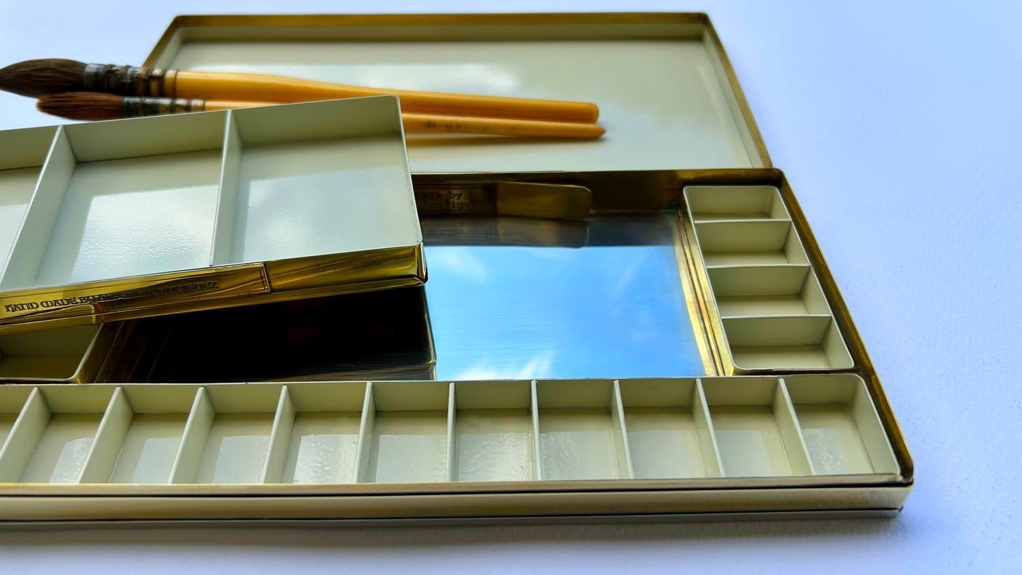 Large Studio Brass Palette