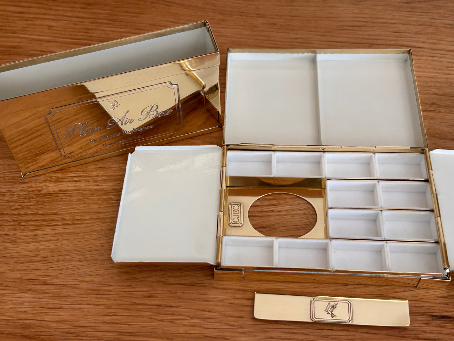 Plein air travel pain box