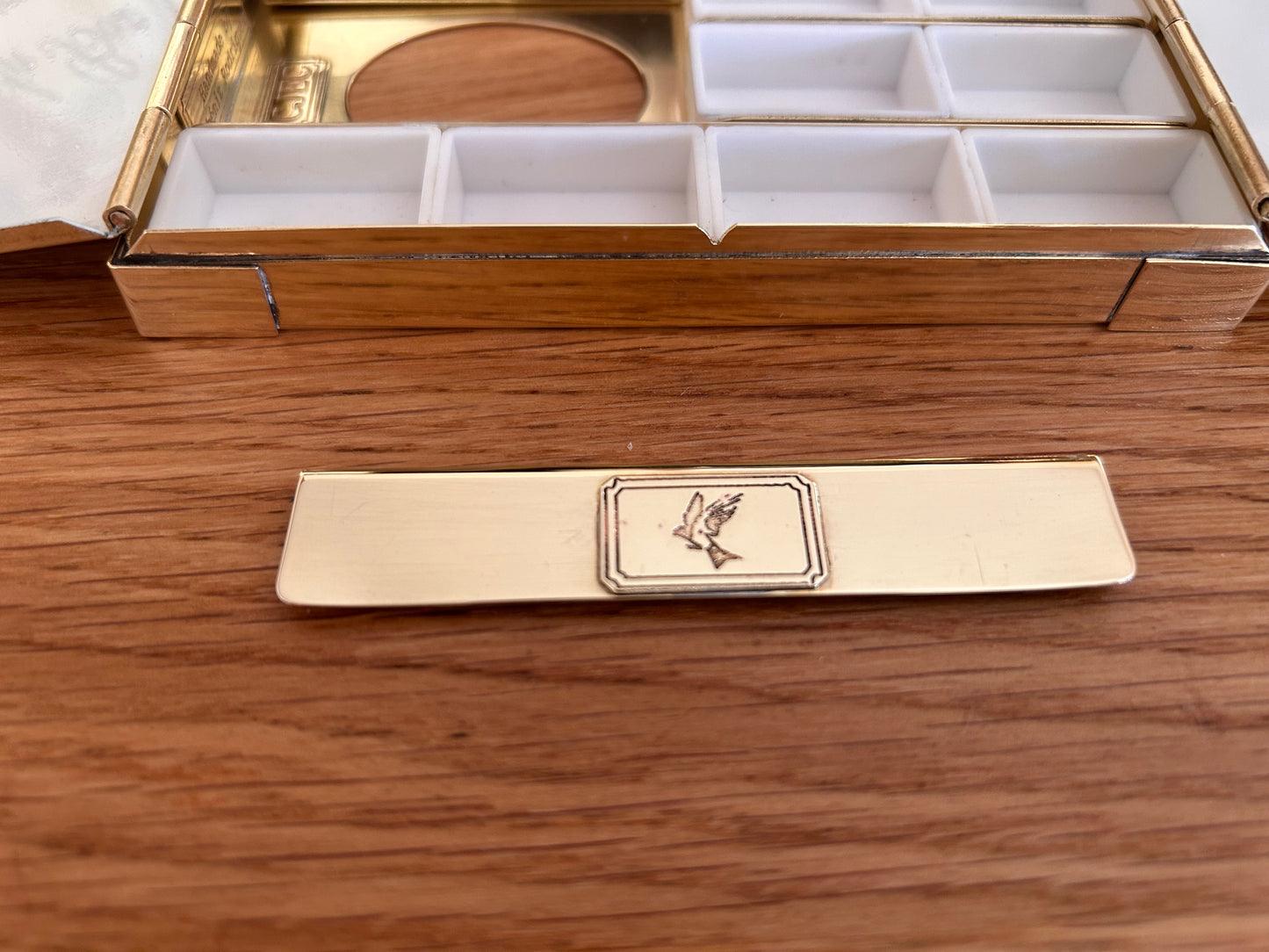 Plein air travel pain box