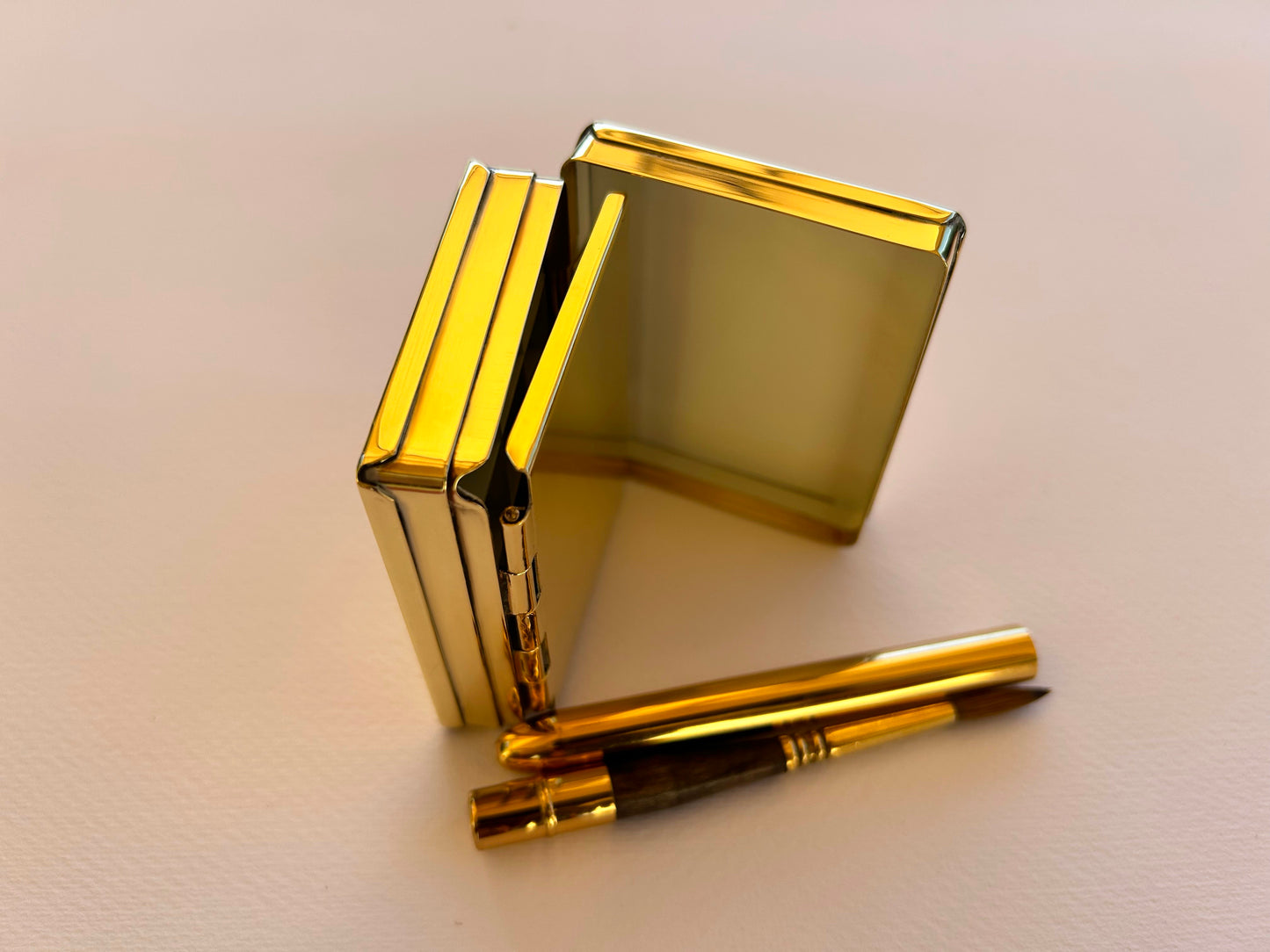 Travel Brass Palette